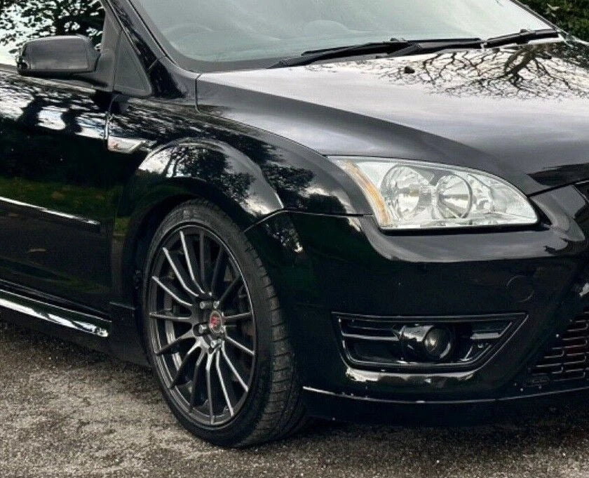 Ford Focus 05-07 Driver Wing Painted Panther Black Met