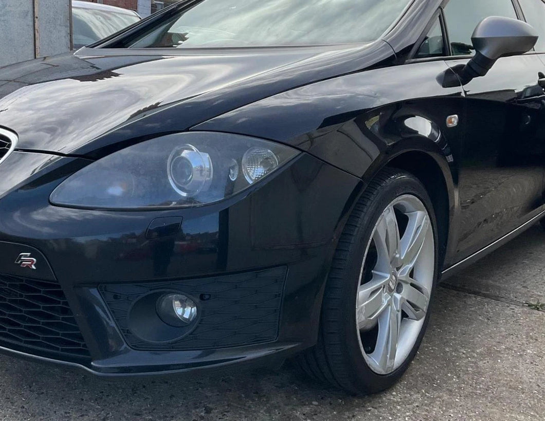 Seat Leon 05-11 Wing Passenger Side Painted LZ9Y Phantom Black