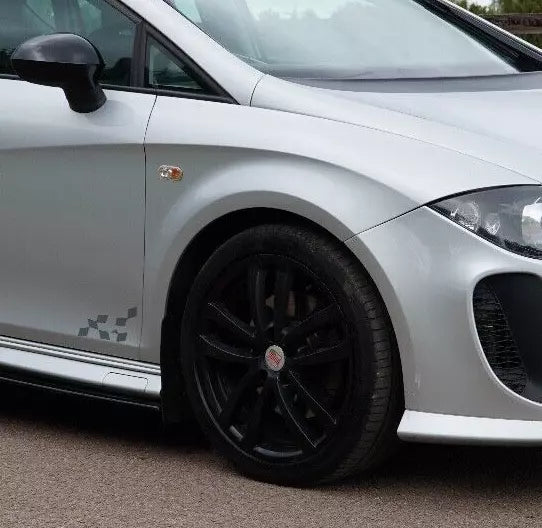 Seat Leon 05-11 Wing Driver Side Painted LA7W Reflex Silver