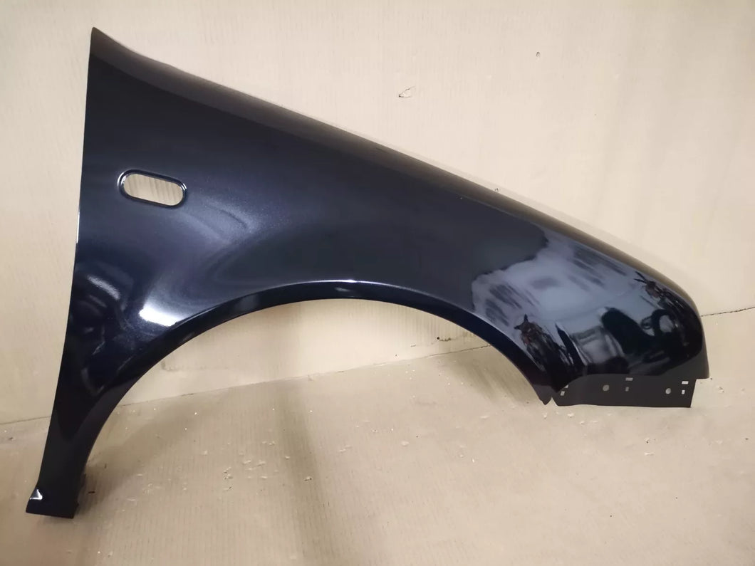 Volkswagen Golf MK4 98-03 Wing Painted LC9Z Black Magic Driver